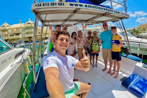Málaga: Excursión en barco para avistar delfines en la costa de BenalmádenaMálaga: Paseo en barco para avistar delfines en la costa de Benalmádena