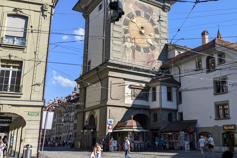 Bern: Hoogtepunten en oude binnenstad zelf wandeling met gids