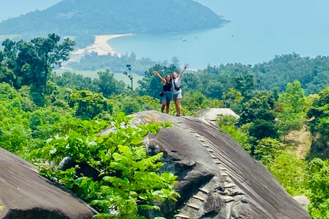 De Hoi An a la Montaña de los Monos de Mármol y el Paso de Hai Van en motoDe Hoi An a la Montaña del Mono de Mármol y el Paso de Hai Van en moto