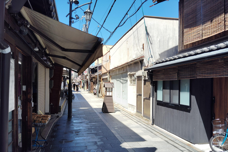 Kyoto: Fushimi Sake Brewery Tour - 18 Tastings in 2.5 Hours Group Tour