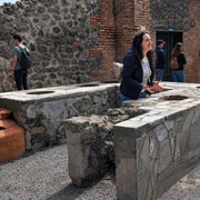 Pompei : tour completo di 2,30 ore con Guida ufficiale e foto ricordo.