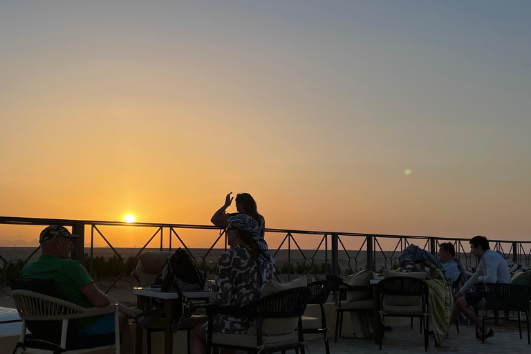 Hurghada: Quad Bike and Camel Ride with Dinner and Show pickup from hotels inside hurghada