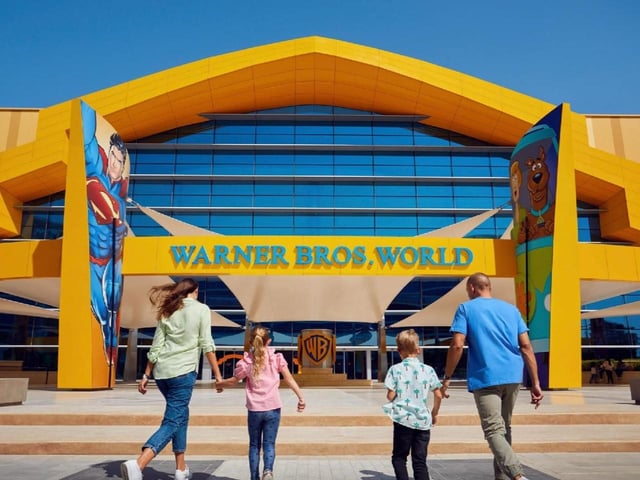 Dubái: Mezquita Sheikh Zayed y Warner Bros con traslado