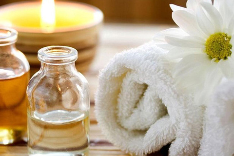 Phuket : Aroma Massage With Meal IncludedHeavenly Aromas Massage with authentic Thai Cuisine