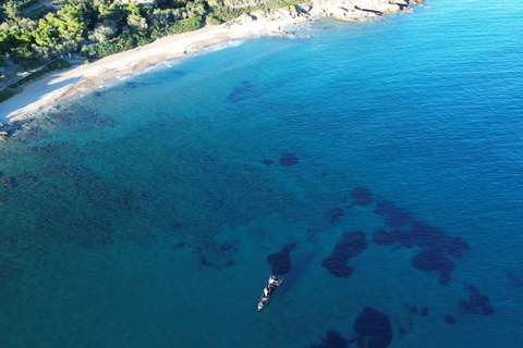 Naousa: Excursión de un día a Rineia, Delos y Naxos en barco con bebidas