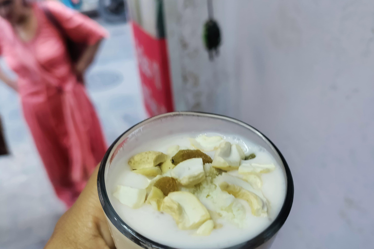 Visite du patrimoine de Katmandou sans espèces avec découverte de la cuisine localeCircuit patrimonial à Katmandou sans espèces avec visite culinaire locale