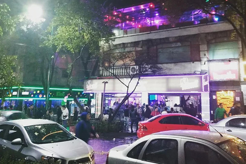 Ciudad de México: El Lado Gay de la Historia IV; Zona Rosa Gay Bar Hop