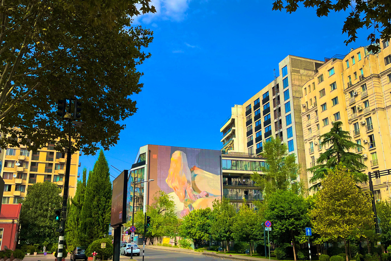 Tbilisi: Walk to a Luxurious District with Parks & Coffee Shared-Group Tour ***3 HOURS***