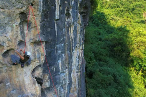 Yangshuo Nature and Adventure EscapeEnglish-Guide