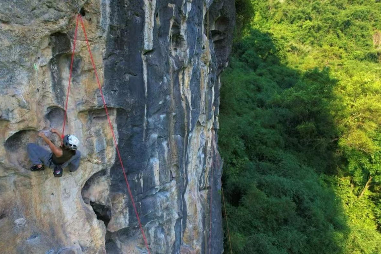 Yangshuo Nature and Adventure EscapeEnglish-Guide