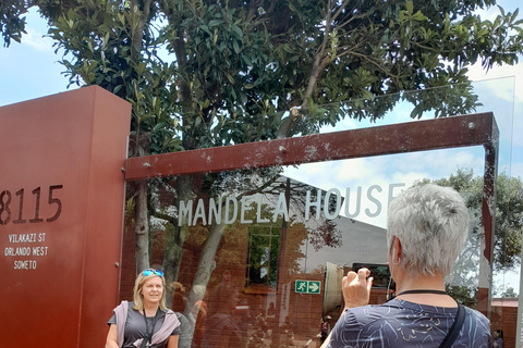 Dagvullende tour door Soweto, Johannesburg en het Apartheidsmuseum