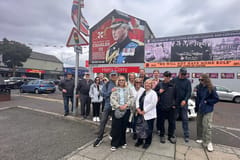 Weltberühmte private politische Taxi-Tour durch Belfast, 2 Stunden