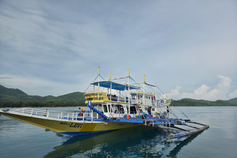 From Coron: 3-Day Island-Hopping Boat Trip to El Nido