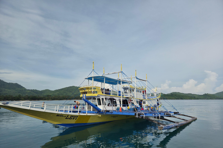 From Coron: 3-Day Island-Hopping Boat Trip to El Nido