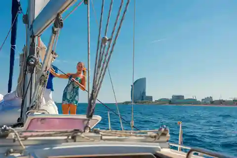 Barcelona: Sailing Tour with Young Local Captain & Drinks