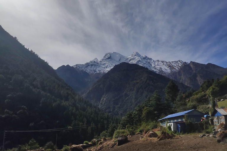 Trek dans la vallée de Tsum (une vallée cachée)