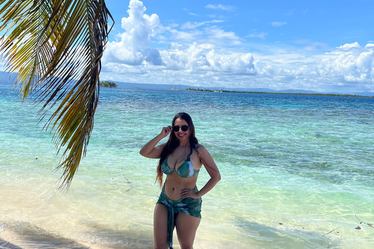 San Blas: tour with snorkeling, lunch and transportation