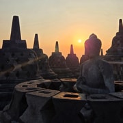 Yogyakarta: VIP Borobudur Sunrise & Prambanan Guided Tour
