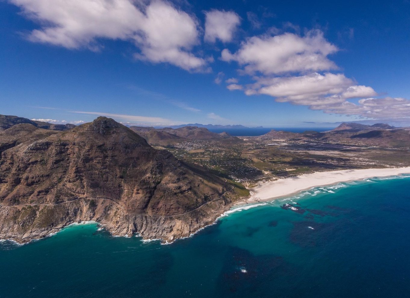 Cape Town: 2 Oceans Helikopterflyvning med billet til bådtur