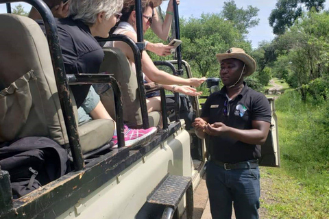 Mosi-oa-Tunya Nationaal Park Game Drive Plus Korte Neushoornwandeling