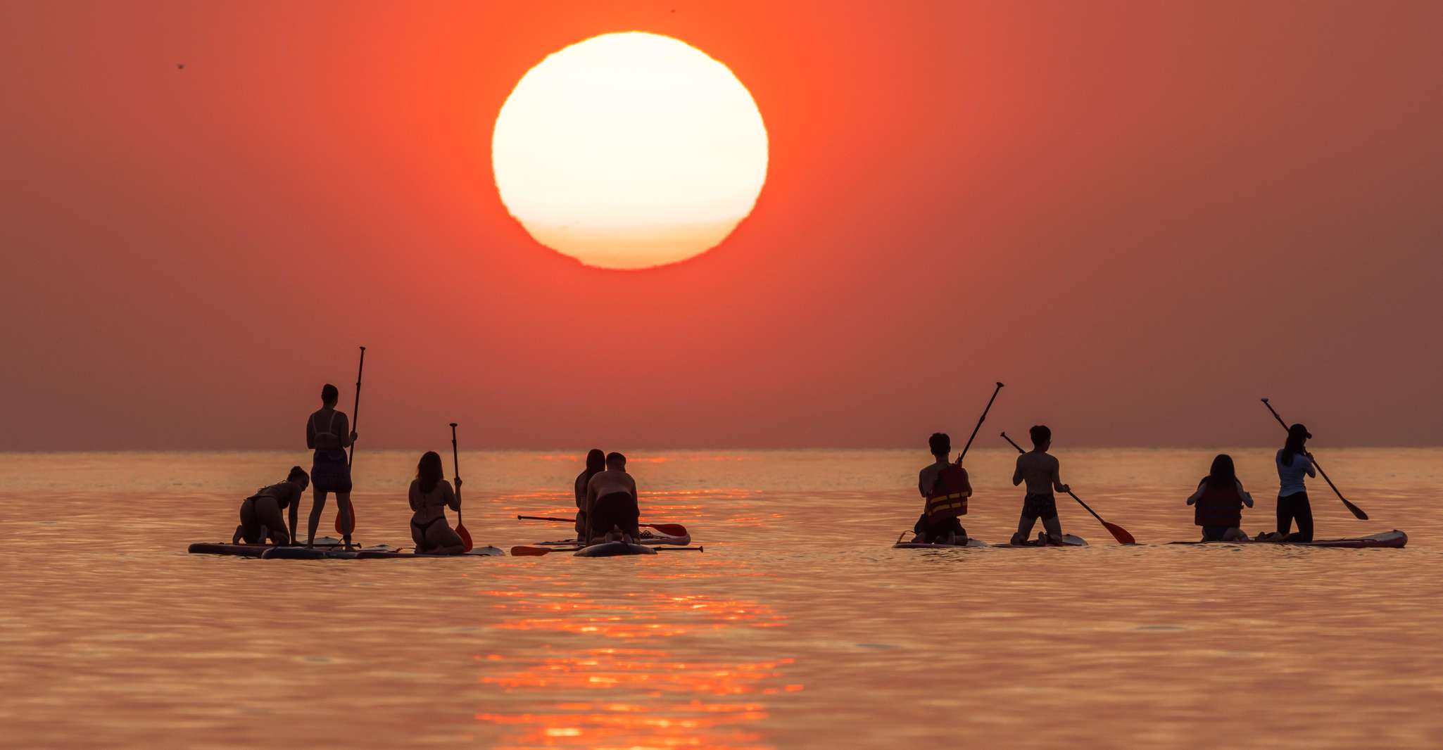 Barcelona: Sunrise Paddleboarding with Instructor and Photos photo 9