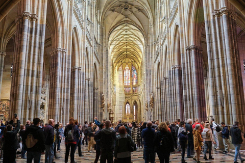 Paris: Notre Dame Cathedral Guided Tour with Free Entry