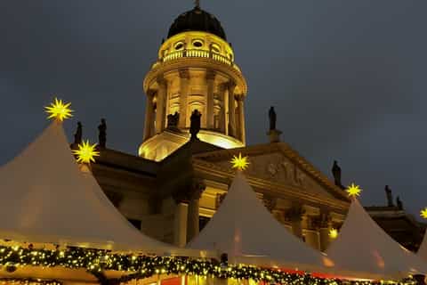 Berlin: Magical Christmas Walking Tour in Spanish
