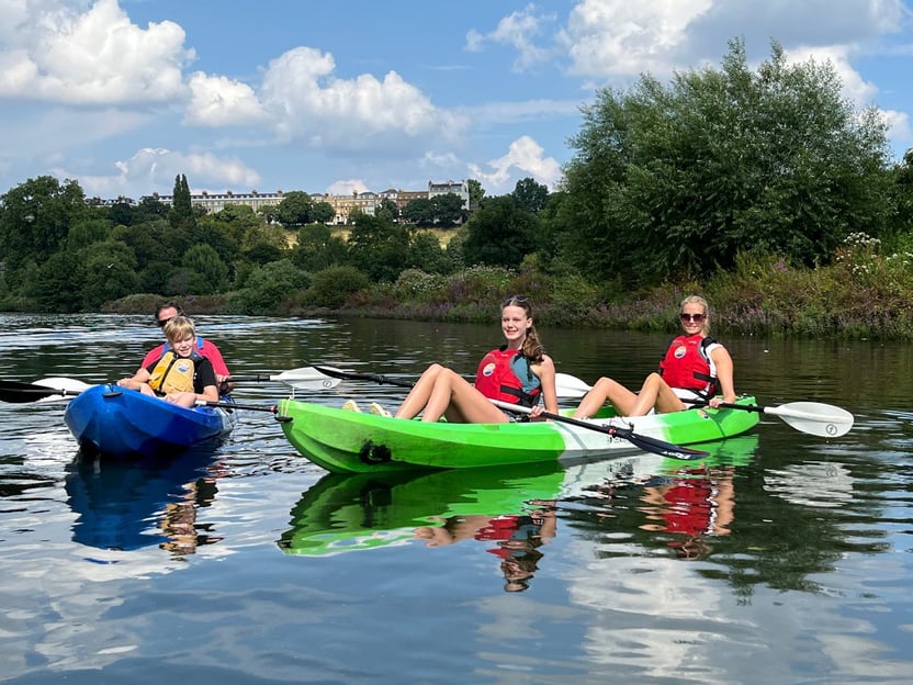Expérience de kayak en groupe sur la magnifique Tamise à Richmond