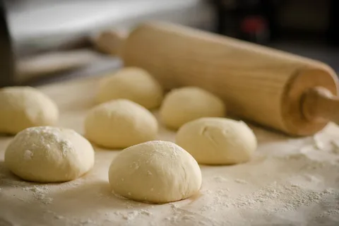 Taormina: Aula de fabricação de pizzas com almoço e degustação de vinhos