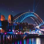 Sydney: crociera Vivid con cena a buffet e bevande illimitate