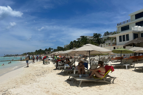 Isla Mujeres: Esperienza di catamarano e snorkeling solo per adultiTour da Playa del Carmen