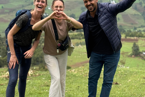 Addis Ababa: Mount Entoto Hike, Injera & Hyena Experience