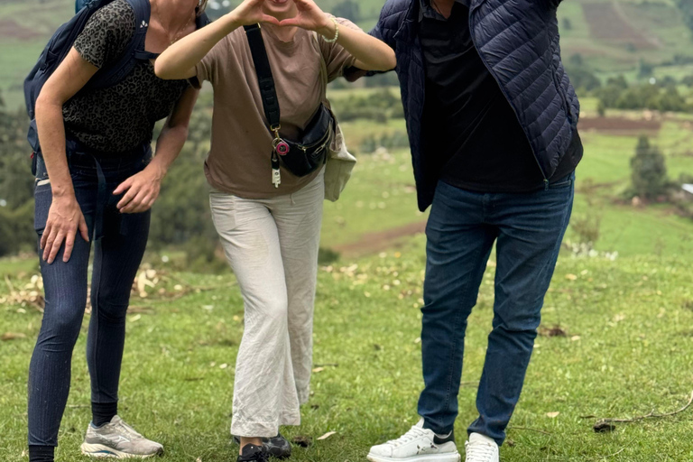 Addis Ababa: Mount Entoto Hike, Injera & Hyena Experience