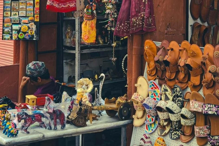 Jaipur Shopping Experience with Female Shopping Expert Shopping Tour: with Car + Guide