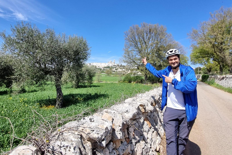 e-bike ring tour between Locorotondo and Martina Franca e-bike tour Locorotondo, Martina Franca and visit to a dairy