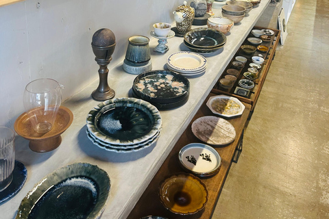 Osaka/Kyoto/Nara: Private Art Tour with a calligrapher One-Day Osaka Itinerary