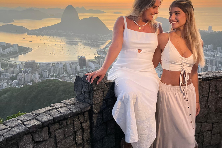 Sunrise (Dona Marta) + Christ the Redeemer + Sugarloaf Tour