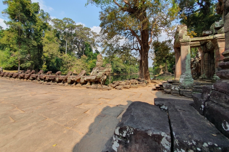 Angkor Wat Sunrise With Small Group Angkor Wat Sunrise Small Tour