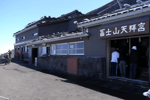 Mt. Fuji Guided Summit Climb with Mountain Hut Stay From Tokyo by Public Transit