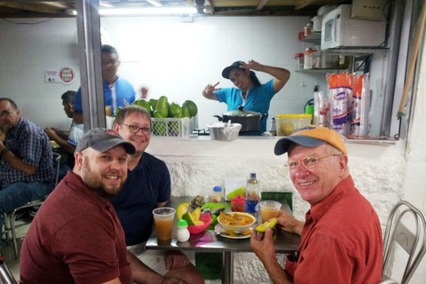 Medellin: Fruits and Vegetables Market Places Tour