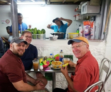 Medellin: Fruits and Vegetables Market Places Tour