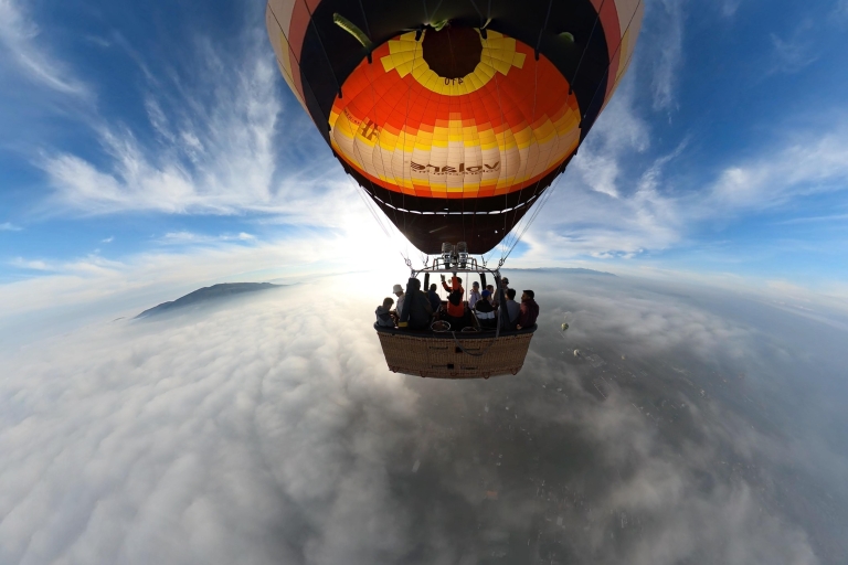 From Mexico City: Teotihuacan Air Balloon Flight & Breakfast Hot Air Balloon Flight over Teotihuacan, from Mexico City