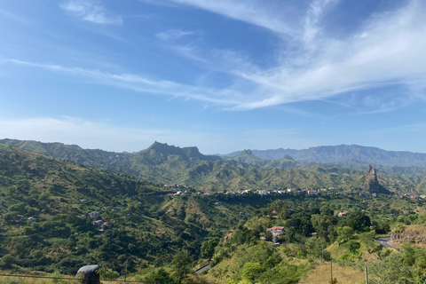 From Praia: Santiago Highlights Tour for Cruise Passengers - half-day tour