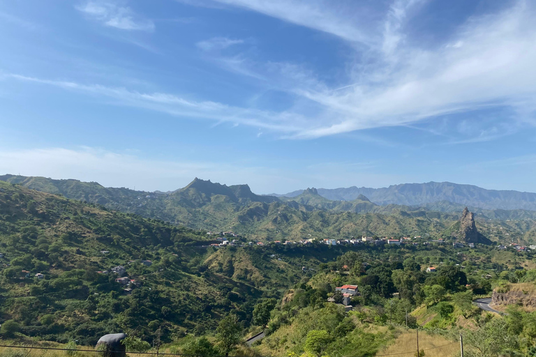 From Praia: Santiago Highlights Tour for Cruise Passengers - half-day tour