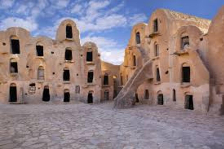 From Djerba: 4x4 Desert Fortresses, Villages & Chenini Tour
