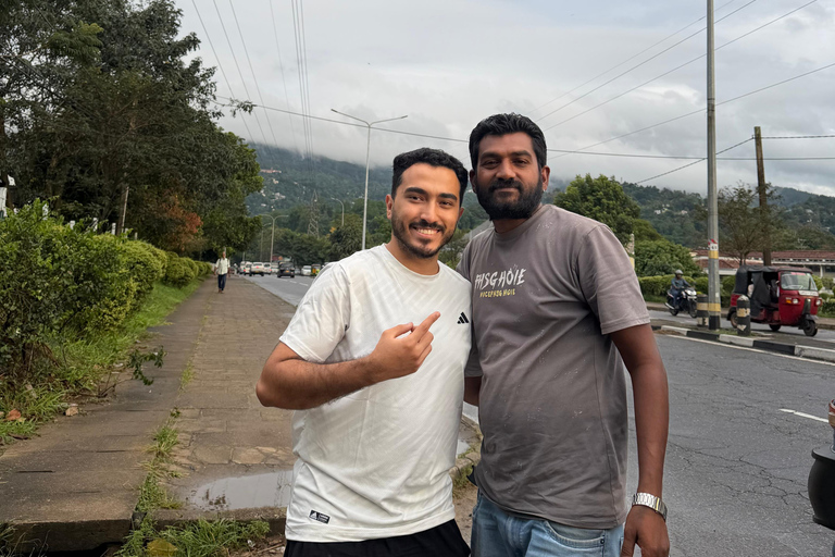 From Kandy: Pinnawala Elephant Orphanage Tuk-Tuk Day Tour