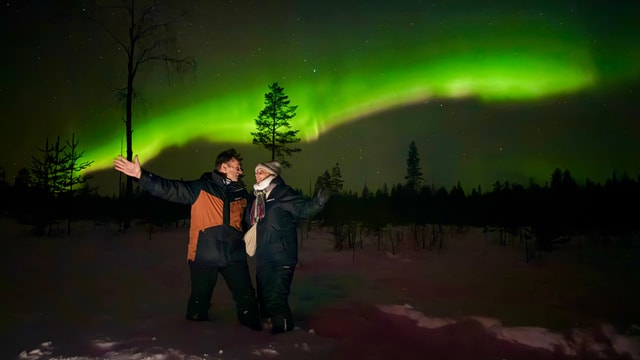Rovaniemi: Northern Lights expedition with BBQ