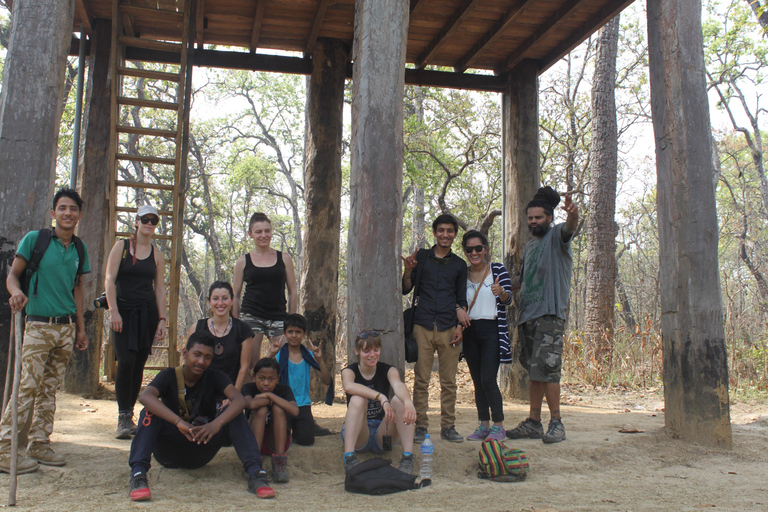 Luxury Chitwan Jungle Safari Package (2Nights/3Days)