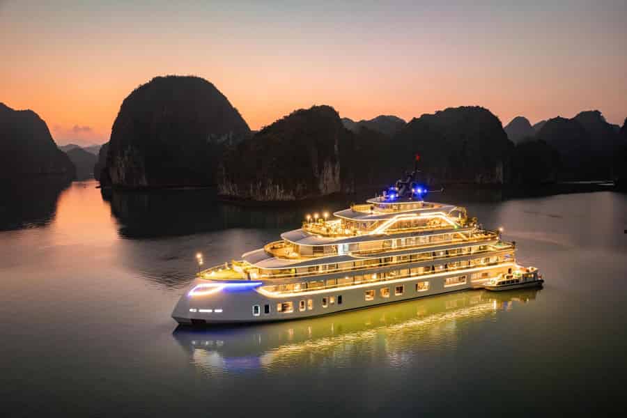 2/3-tägige Lan Ha Bay Tulip 5* Kreuzfahrt, Wandern, Radfahren, Kajakfahren. Foto: GetYourGuide 2/3-tägige Lan Ha Bay Tulip 5* Kreuzfahrt, Wandern, Radfahren, Kajakfahren. Foto: GetYourGuide