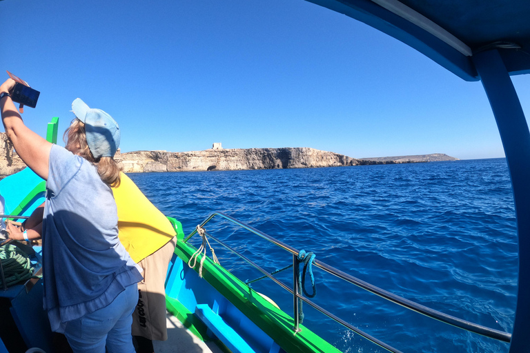 Comino: Private Bootstour mit Schnorchelaktivitäten und HöhlenInsel Comino: Höhlenbesichtigung und Schnorchelaktivitäten